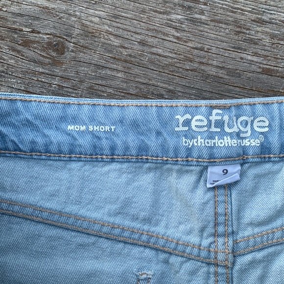 Charlotte Russe Refuge Distressed Denim Mom Shorts - Picture 3 of 5